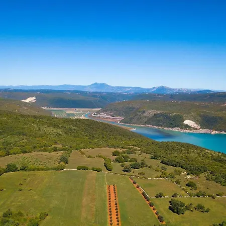 Rebici Tatil Evi Pula