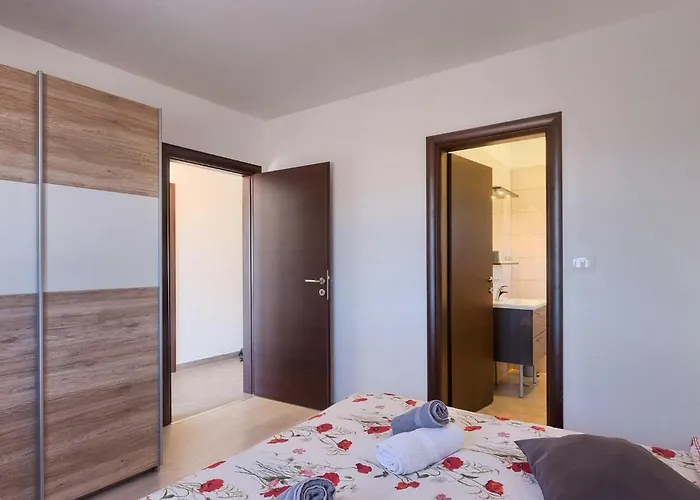 Rebici Σπίτι διακοπών Πούλα