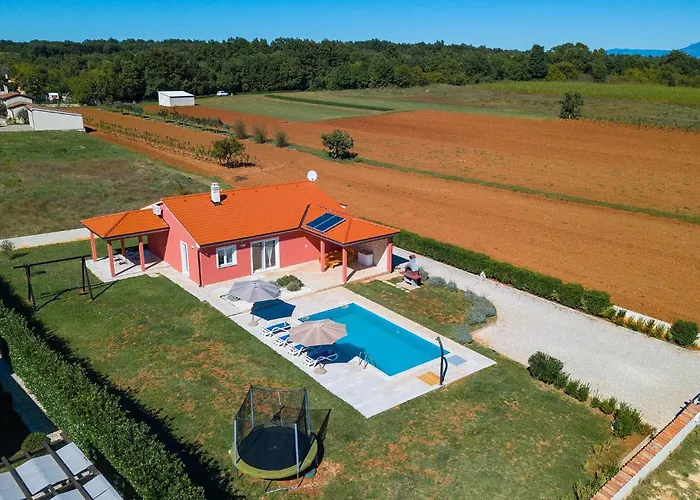 Rebici Σπίτι διακοπών Πούλα